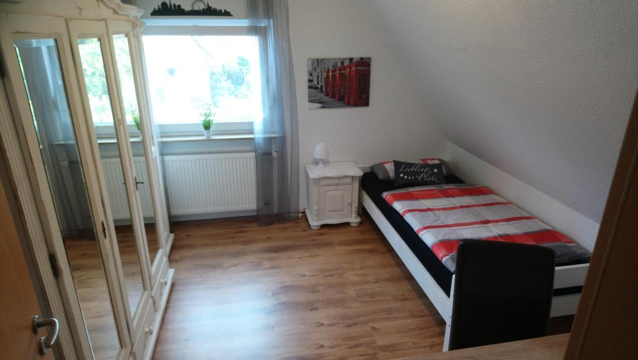 Privates Einzelzimmer Bei Der Weser-Ems-Halle Oldenburg Ngoại thất bức ảnh